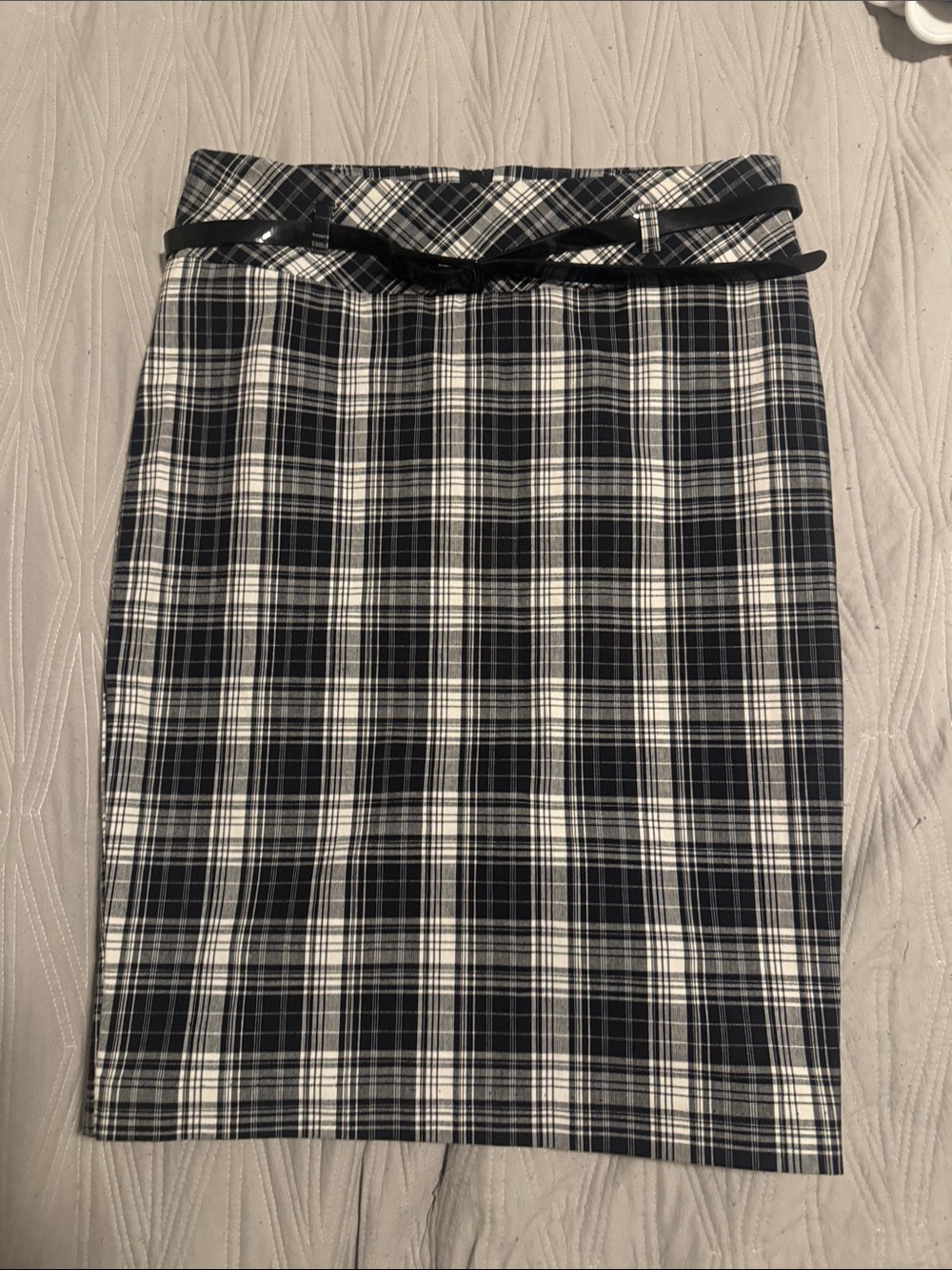Charlotte Russe Black and White Plaid Pencil Skirt